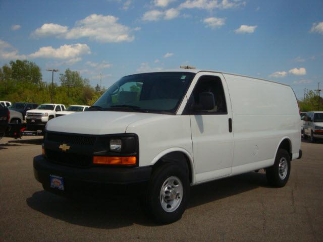 Chevrolet Express 2010 photo 1