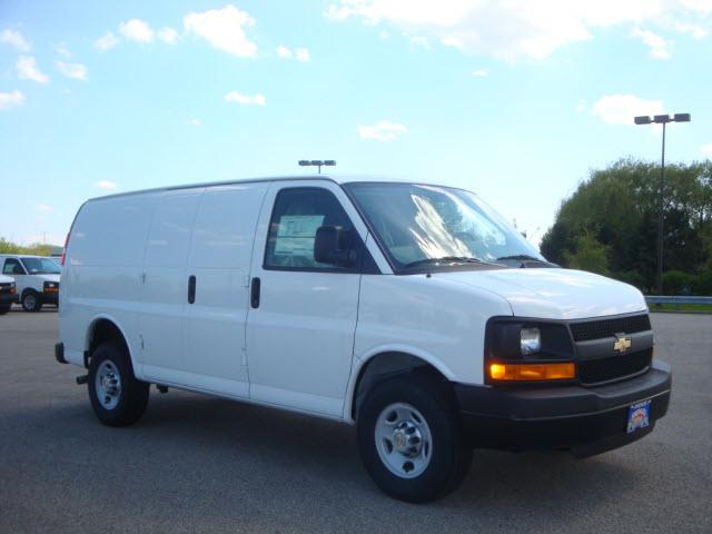 Chevrolet Express 2010 photo 3