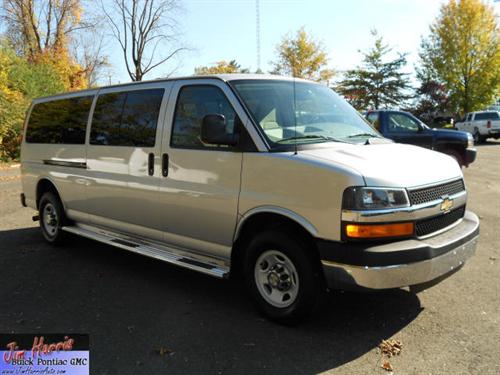 Chevrolet Express 2010 photo 1