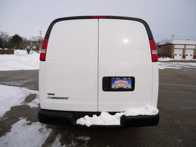 Chevrolet Express 2010 photo 5