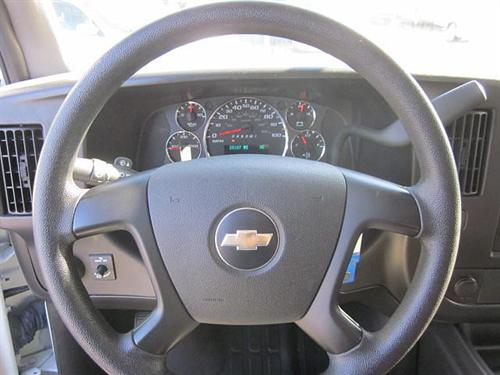 Chevrolet Express 2010 photo 3