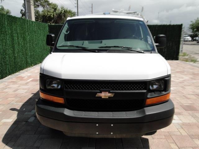 Chevrolet Express 2010 photo 16