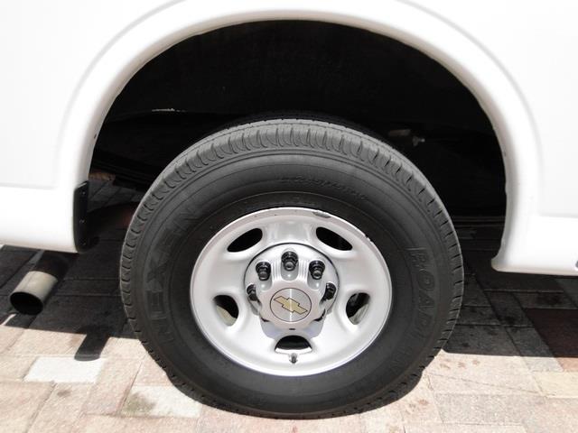 Chevrolet Express 2010 photo 33