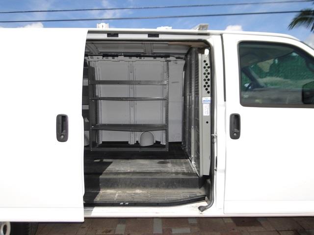 Chevrolet Express 2010 photo 43