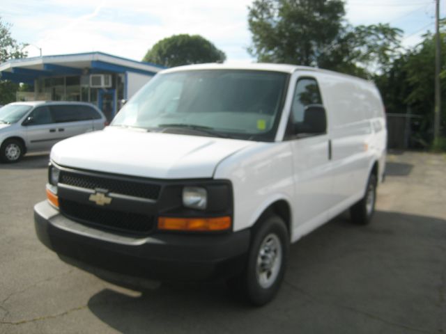 Chevrolet Express 2010 photo 4