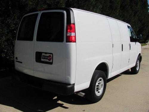 Chevrolet Express 2010 photo 1