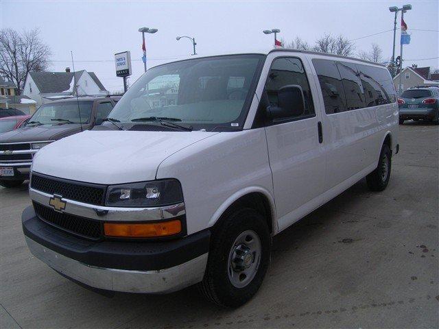 Chevrolet Express 2010 photo 3