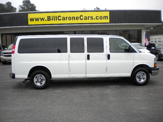 Chevrolet Express 2010 photo 1