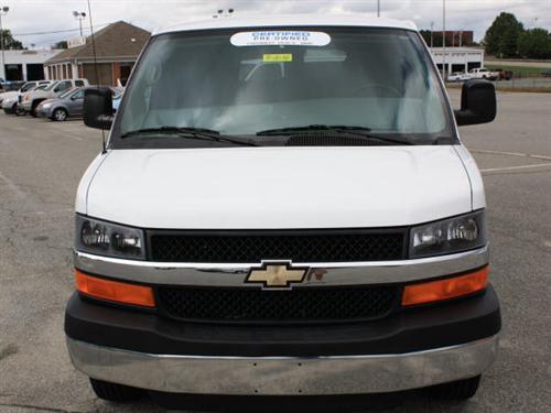 Chevrolet Express 2010 photo 2