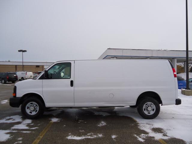 Chevrolet Express LS 4X4 Passenger Van