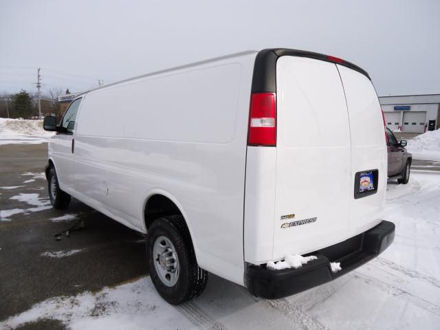 Chevrolet Express 2010 photo 4