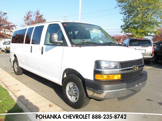 Chevrolet Express 2010 photo 2