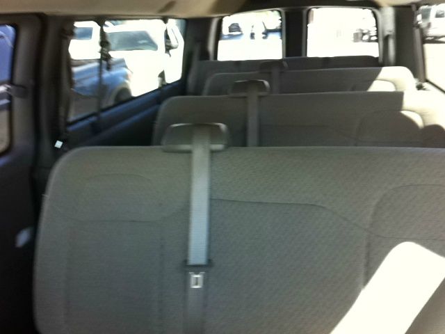 Chevrolet Express 2011 photo 0