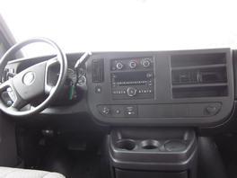 Chevrolet Express 2011 photo 4