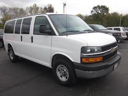 Chevrolet Express 2011 photo 5