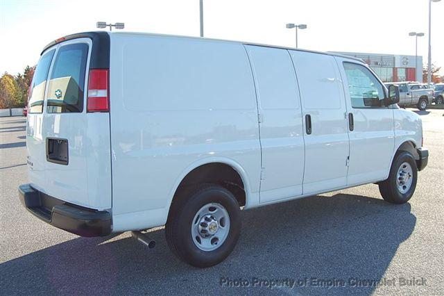 Chevrolet Express 2012 photo 5