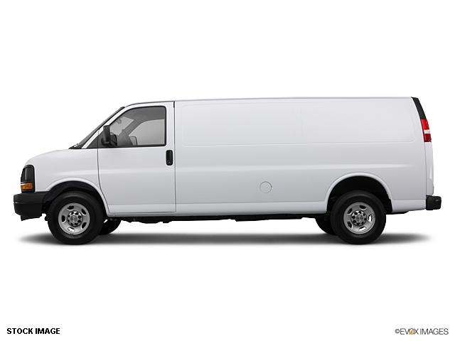 Chevrolet Express 2012 photo 2