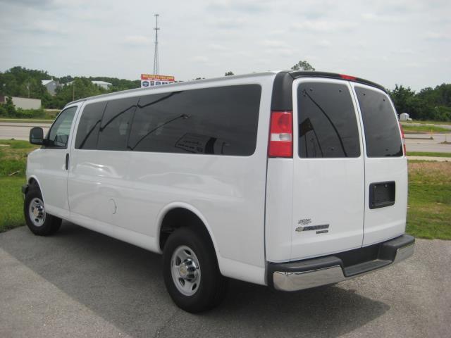 Chevrolet Express 2012 photo 4