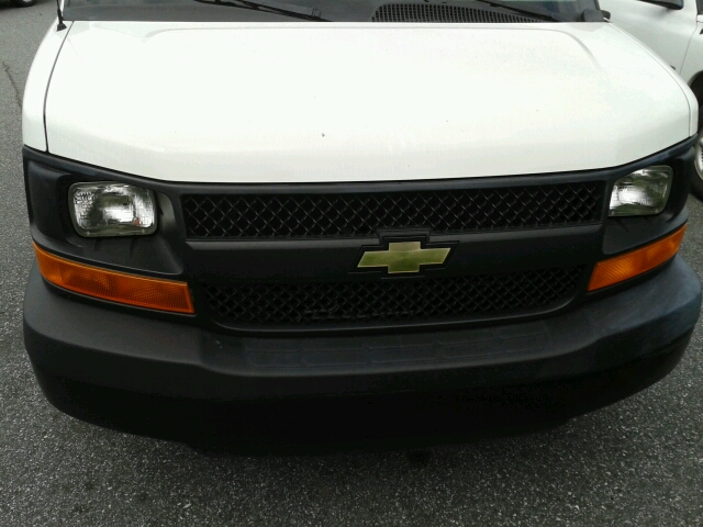 Chevrolet Express 2012 photo 3