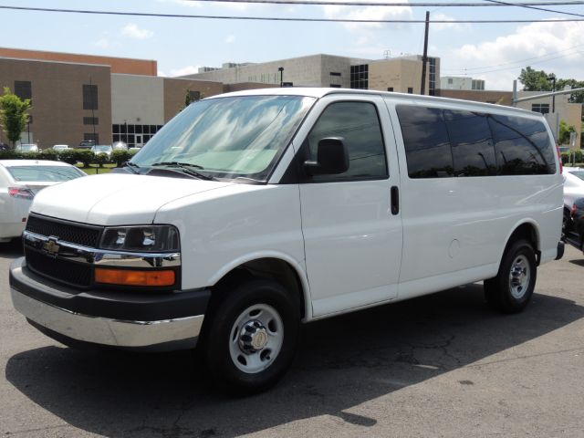 Chevrolet Express 2012 photo 4