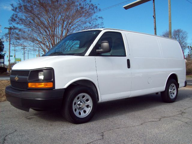 Chevrolet Express 2012 photo 4