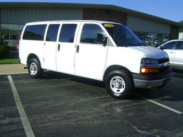 Chevrolet Express 2012 photo 3