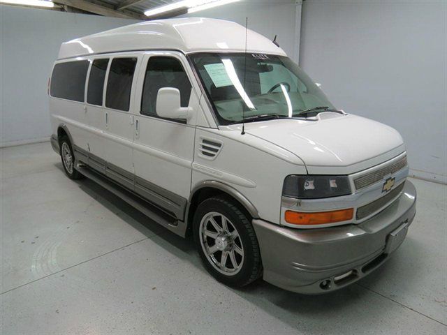 Chevrolet Express 2012 photo 1