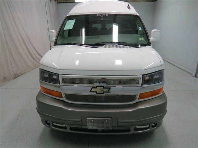 Chevrolet Express 2012 photo 3