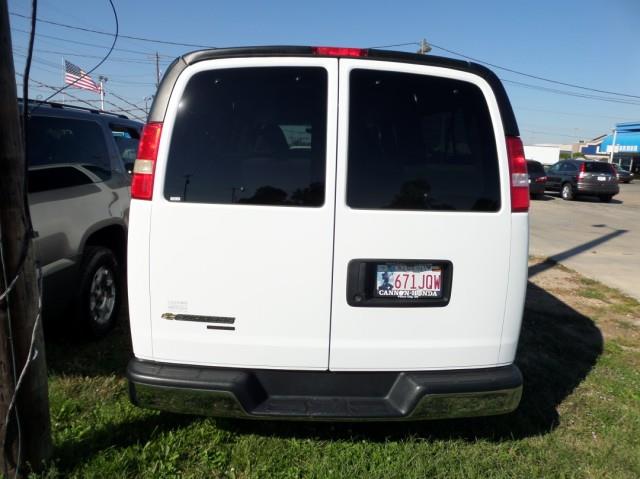 Chevrolet Express 2012 photo 4