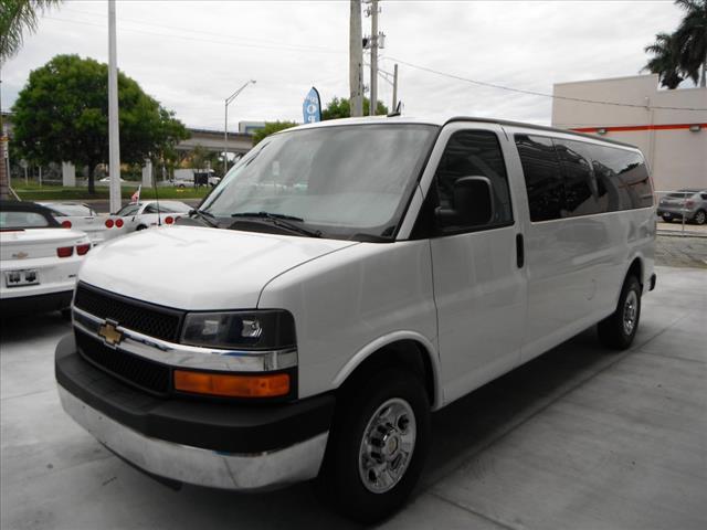 Chevrolet Express 2012 photo 1