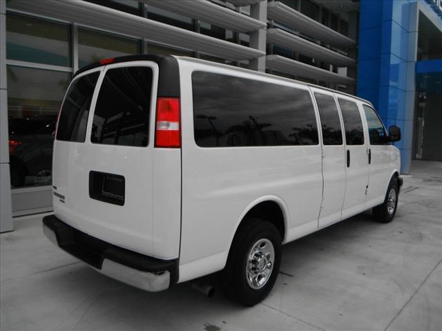 Chevrolet Express 2012 photo 4