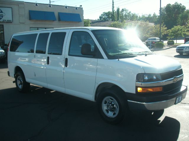 Chevrolet Express 2012 photo 6