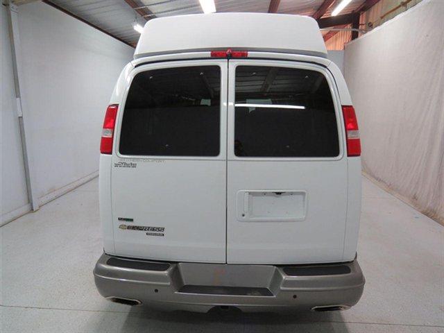 Chevrolet Express 2012 photo 0