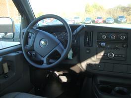 Chevrolet Express 2013 photo 1