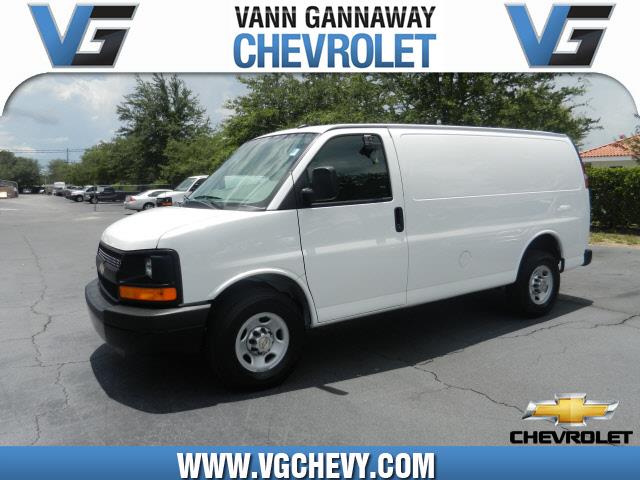 Chevrolet Express 2013 photo 2