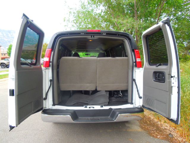 Chevrolet Express 2013 photo 4