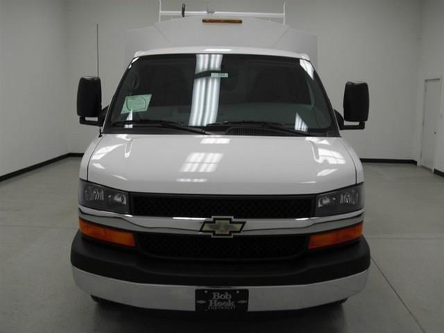 Chevrolet Express 2013 photo 1