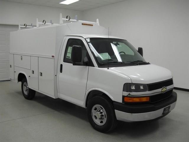 Chevrolet Express 2013 photo 2