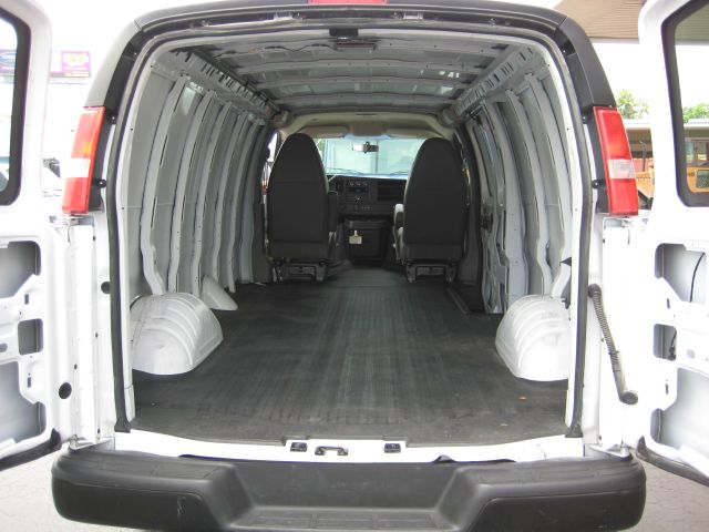 Chevrolet Express 2013 photo 4