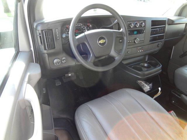 Chevrolet Express 2013 photo 1