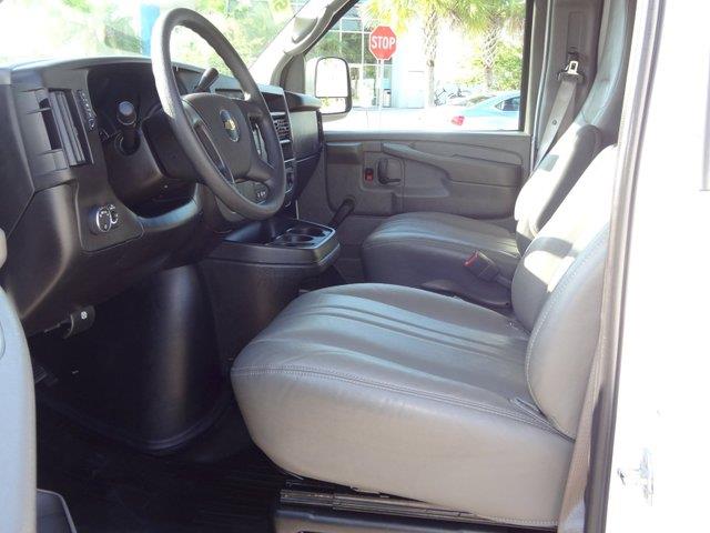 Chevrolet Express 2013 photo 2