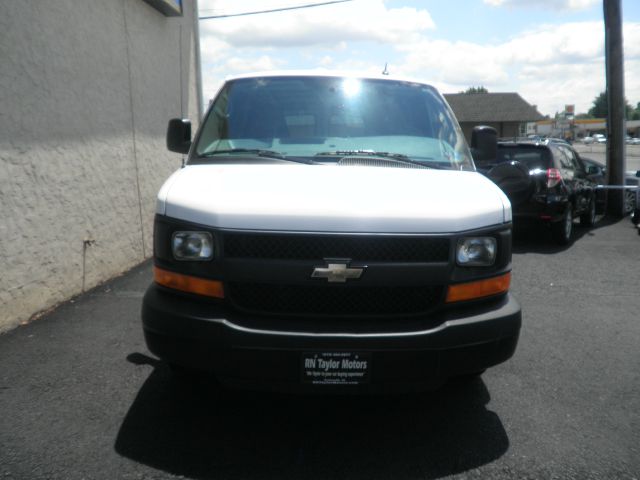 Chevrolet Express 2013 photo 4