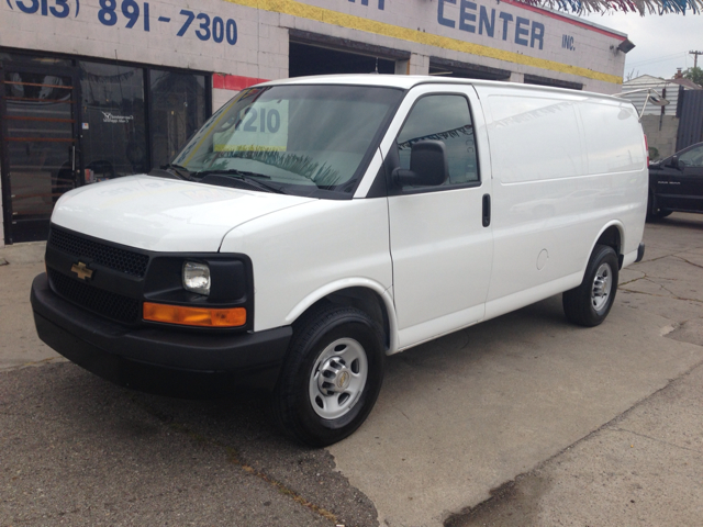 Chevrolet Express Coupe 4D Passenger Van