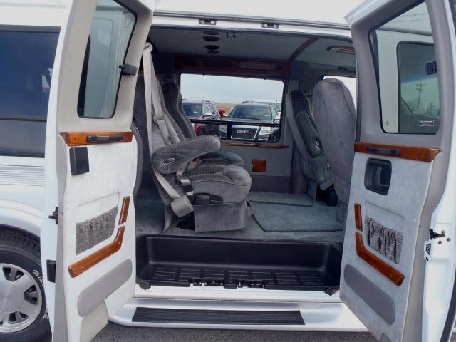 Chevrolet G1500 1998 photo 5