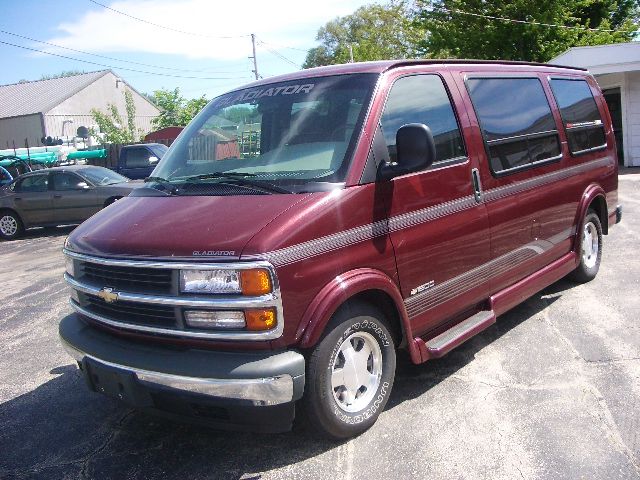 Chevrolet G1500 1998 photo 11