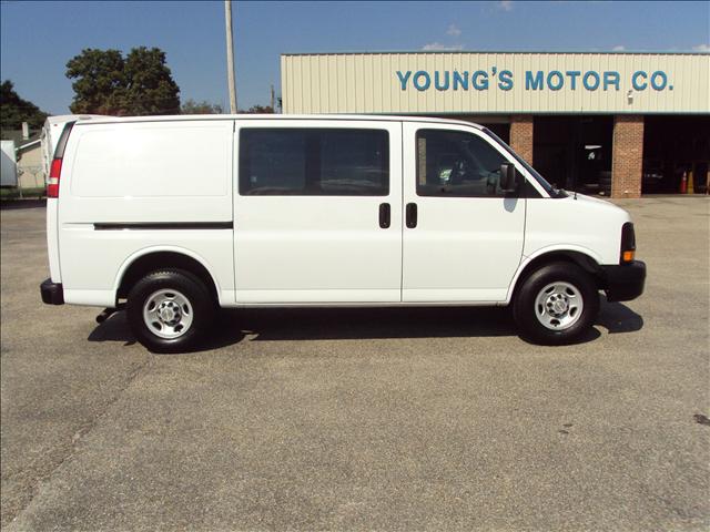 Chevrolet G2500 Super Crew XL Cargo Van