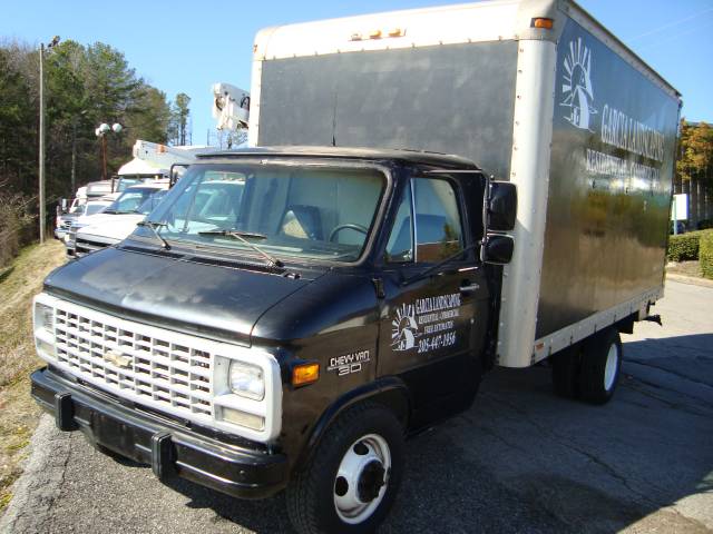 Chevrolet G30 1992 photo 2