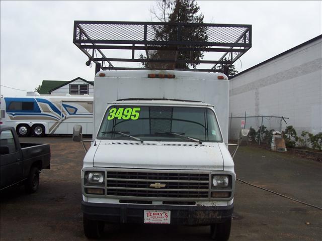 Chevrolet G30 1993 photo 1