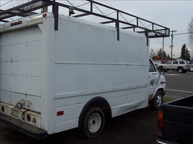 Chevrolet G30 1993 photo 2