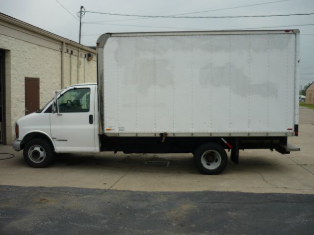 Chevrolet G3500 1998 photo 6